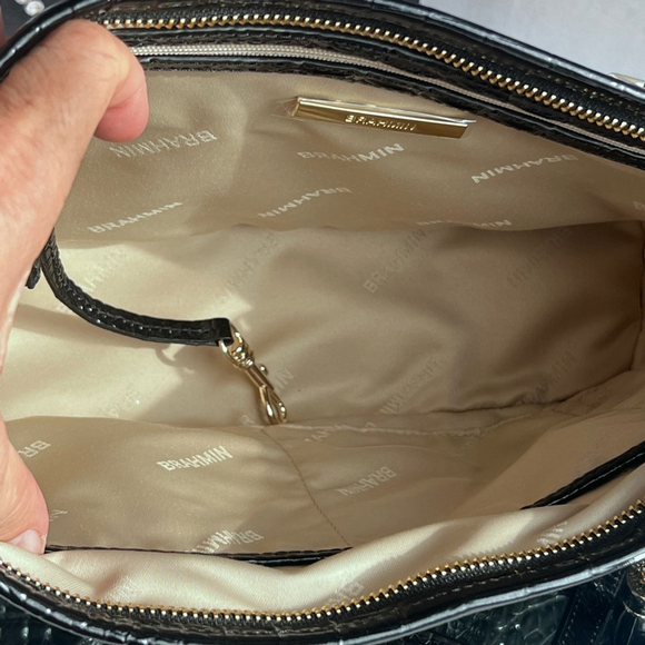 Brahmin NWOT Asher Satchel Black Melbourne Croc Embossed Crossbody - Picture 5 of 10